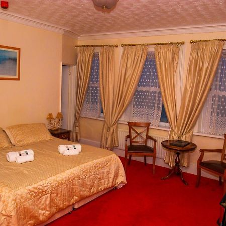 Albany Lions Hotel イーストボーン エクステリア 写真