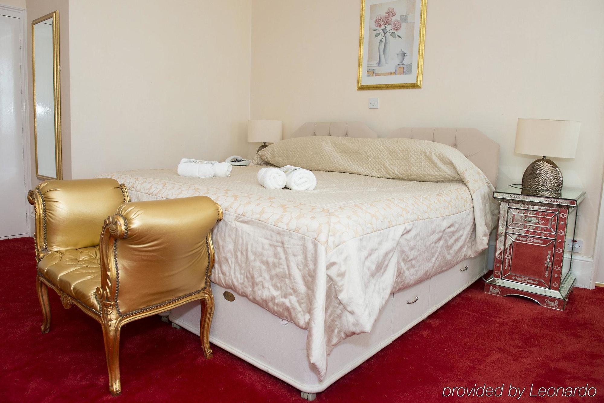 Albany Lions Hotel イーストボーン エクステリア 写真