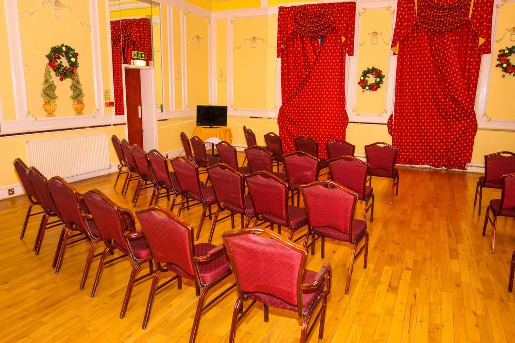 Albany Lions Hotel イーストボーン エクステリア 写真