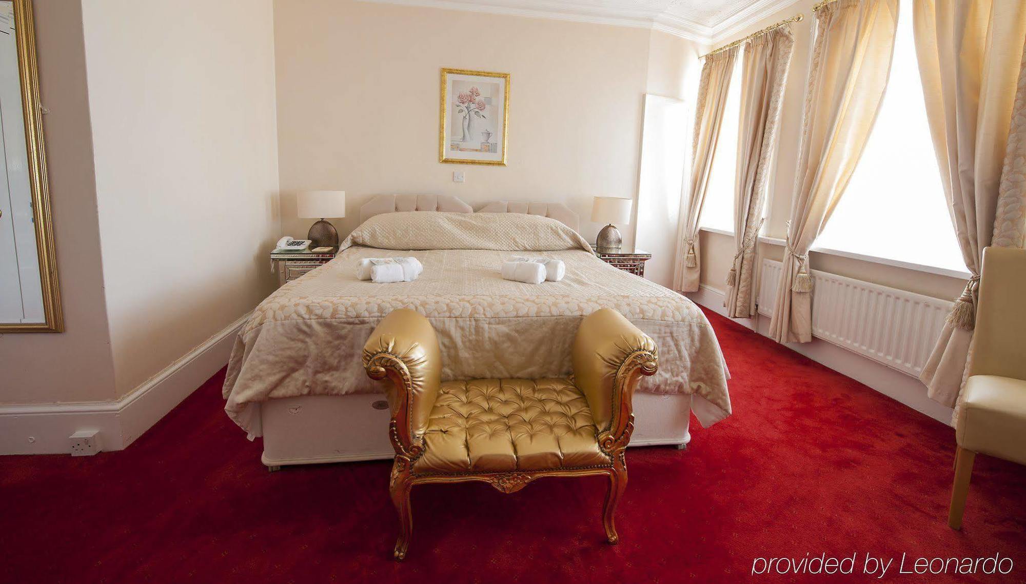 Albany Lions Hotel イーストボーン エクステリア 写真